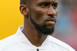 雷速体育电脑版官网-切尔西中场鲁迪格表现普通，球队客场告负斯通斯联