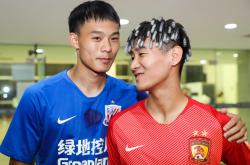 雷速体育比分官网直播-广州恒大对抗申花，高潮迭起