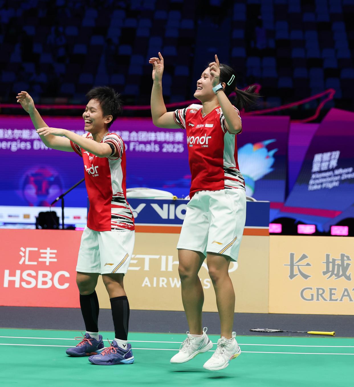 包含印度羽毛球队鏖战泰国羽毛球队，陶菲克绝境逆转的词条