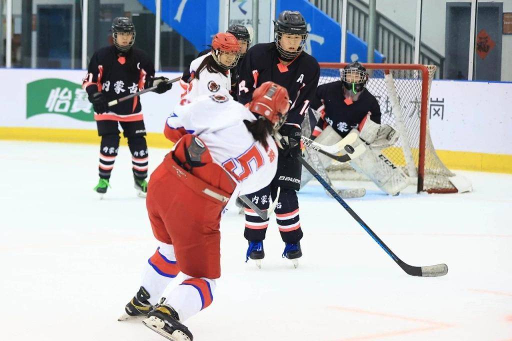 冰球赛后采访曝光,内幕引发热议的简单介绍 冰球赛后采访曝光,内幕引发热议的简单介绍