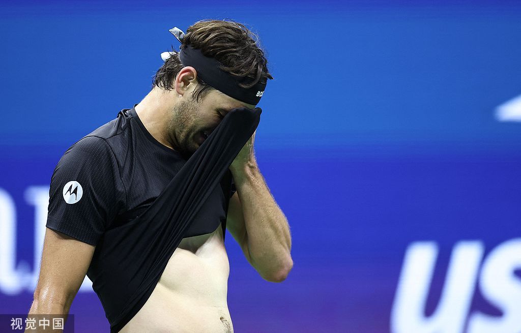 包含美网横扫拉沃尔杯，德约科维奇带队取胜的词条